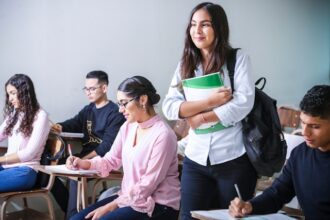 18 full funded scholarships for african students